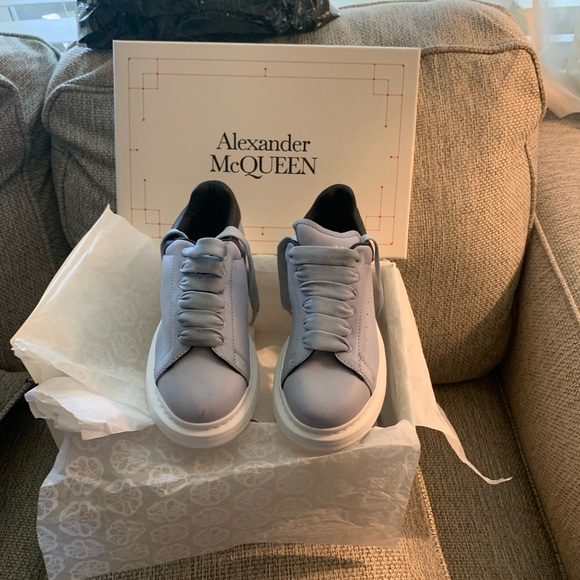 Alexander McQueen light blue sneakers - Picture 4 of 5